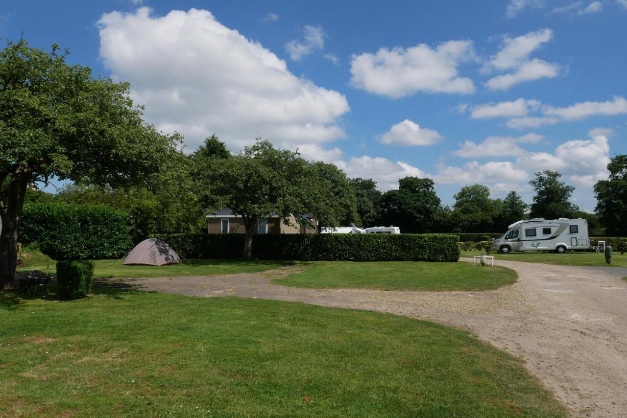 Camping Sainte Mere Eglise Eksteriør billede